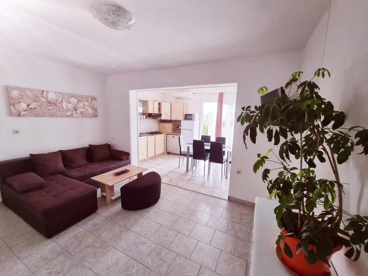 Apartments Nada Krk Town